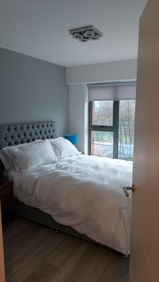 Charming 1-Bed Villa In Liverpool Extérieur photo